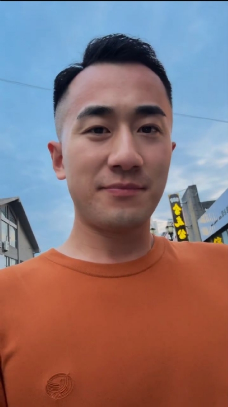 往事随风的第三张照片--唐山相亲服务中心