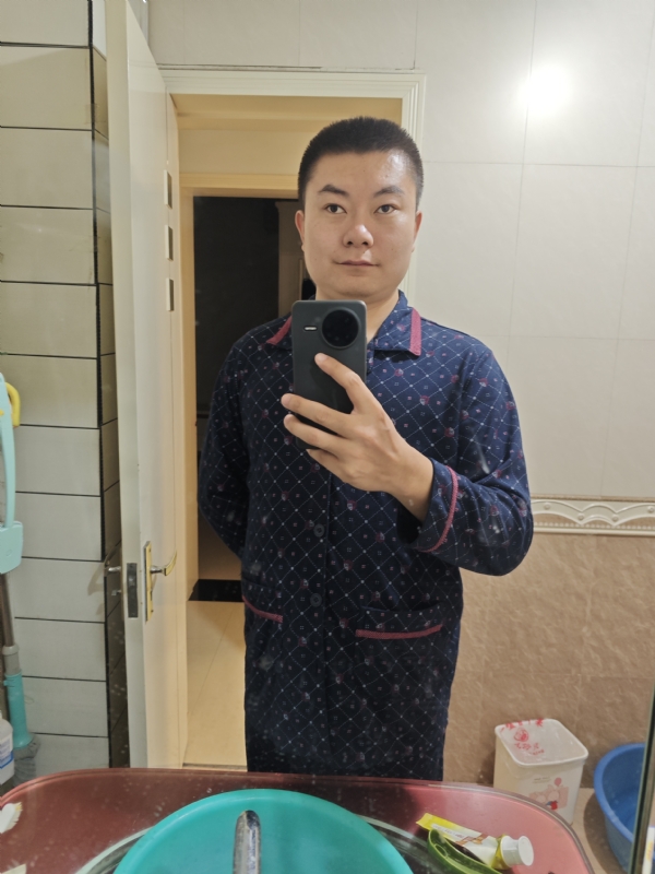 迷迷糊糊的第一张照片--唐山相亲服务中心