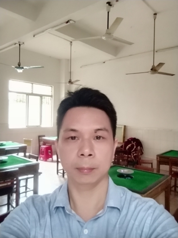 笑对人生的第一张照片--唐山相亲服务中心