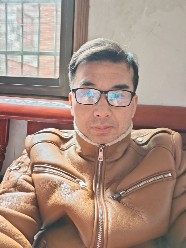 弹簧的第一张照片--唐山相亲服务中心