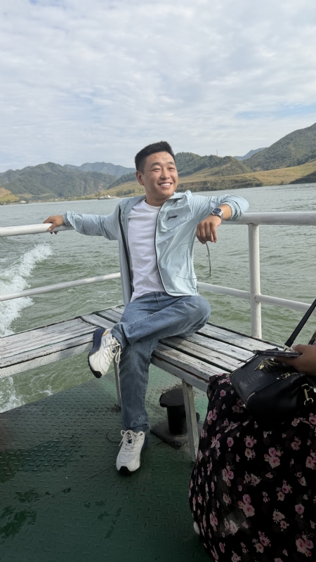 烟花易笑的第一张照片--唐山相亲服务中心