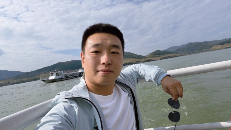 烟花易笑的第四张照片--唐山相亲服务中心