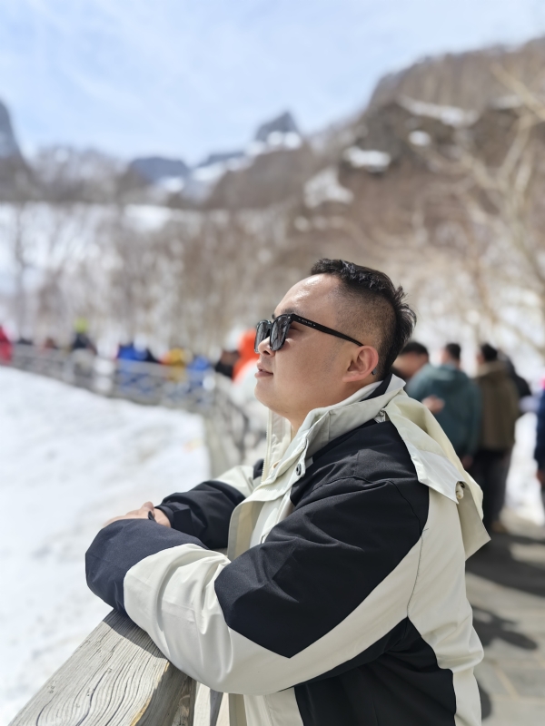 小龙的第一张照片--唐山相亲服务中心