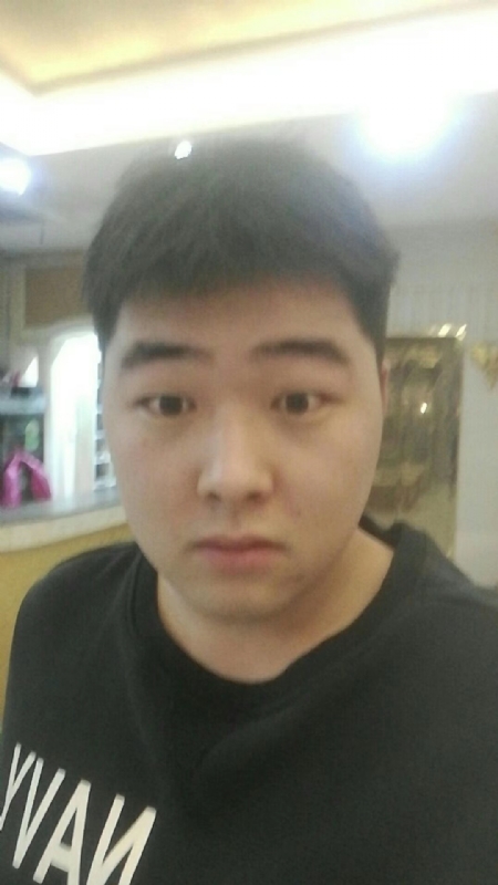 丹尼的第二张照片--唐山相亲服务中心