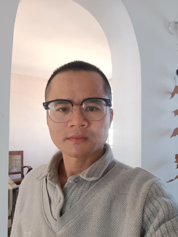 戴戴的第二张照片--唐山相亲服务中心