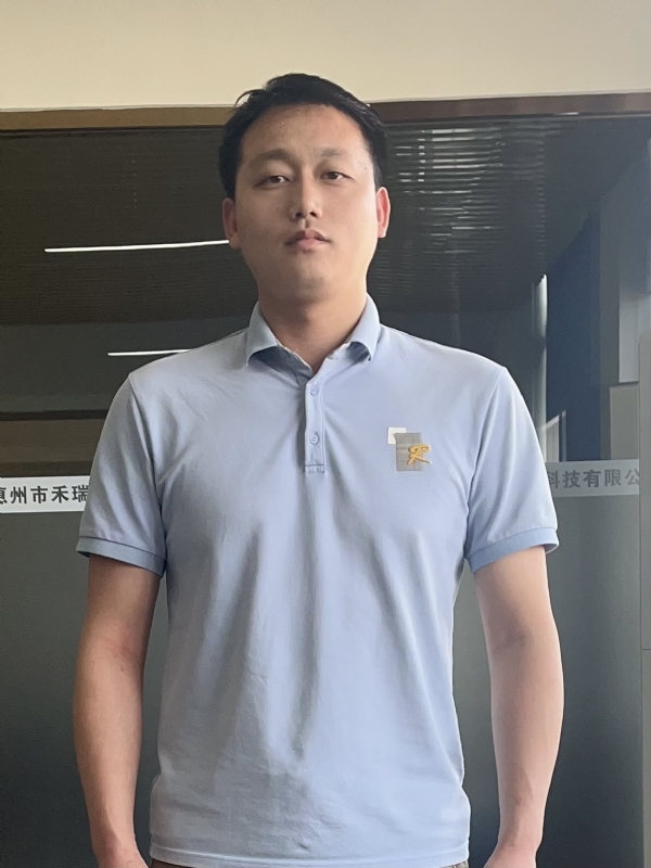 鹊桥的第一张照片--唐山相亲服务中心