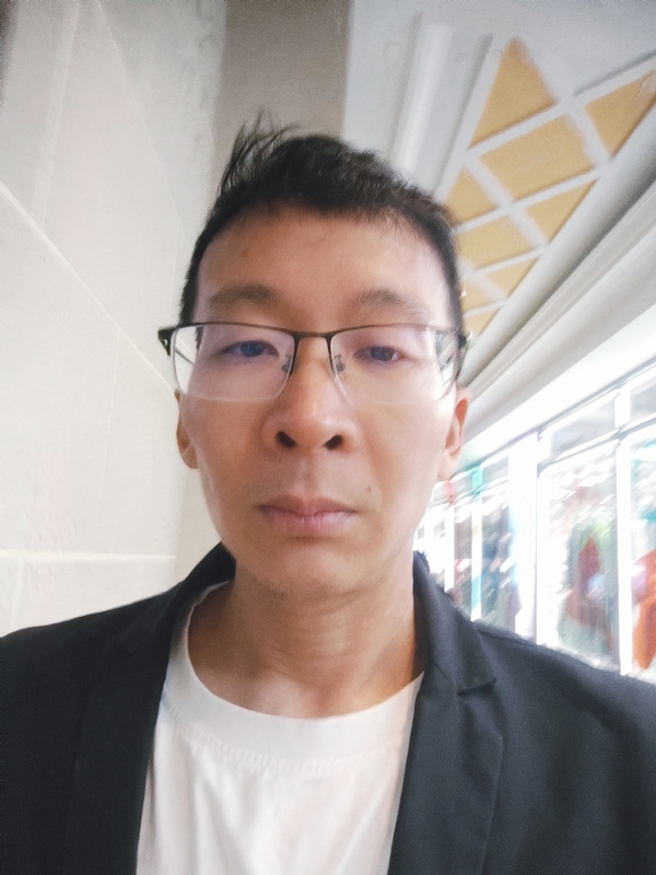 欣欣向荣的第一张照片--唐山相亲服务中心