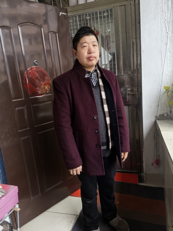 卢显澳的第一张照片--唐山相亲服务中心