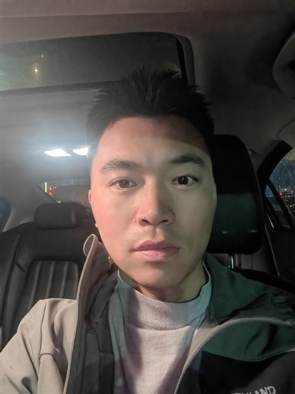 讲不出再见的第二张照片--唐山相亲服务中心