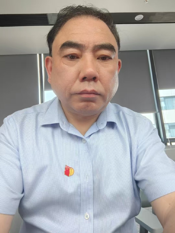 邹先生的第二张照片--唐山相亲服务中心