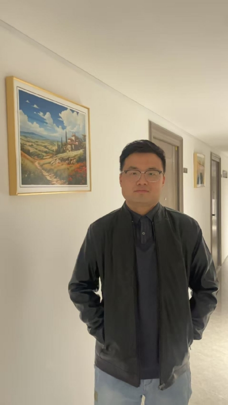 半瓶子的第一张照片--唐山相亲服务中心