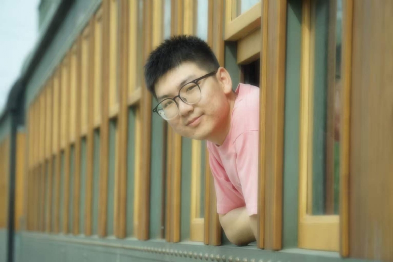 锦瑟无端五十弦的第一张照片--唐山相亲服务中心