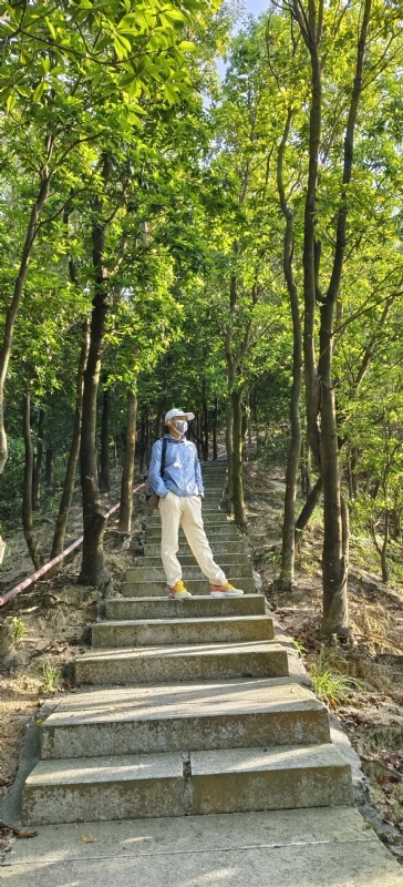 书衣的第三张照片--唐山相亲服务中心