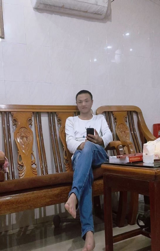 知年的第三张照片--唐山相亲服务中心